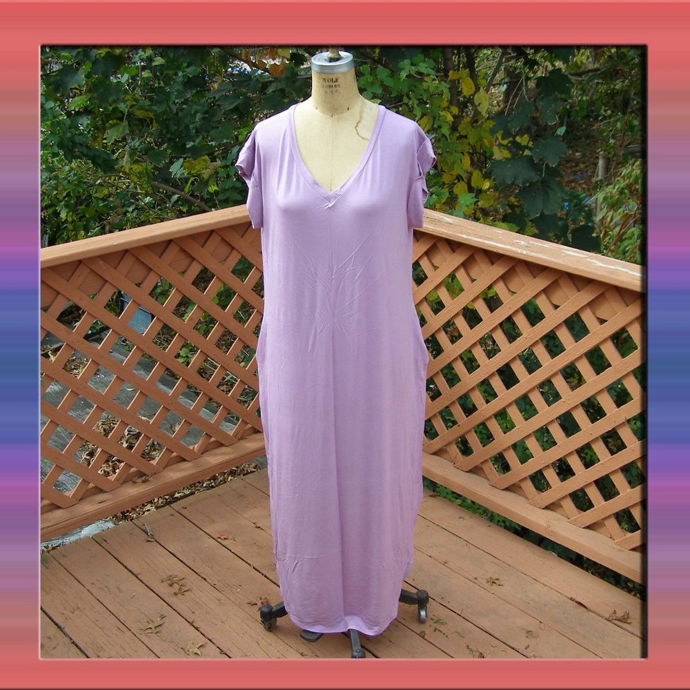 NWOT size L 10-12 JOLIE lavender lounge Maxi dress